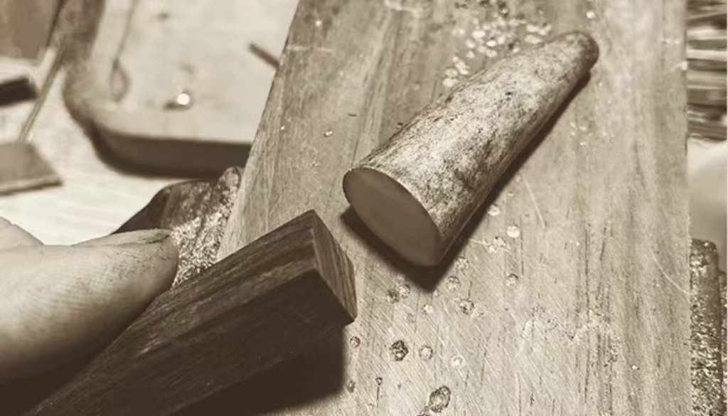 ハンドメイド かんざし 手作り 千机 木簪 紫檀 鹿の角 マジェステ 和装髪飾り ヘアアクセサリー 誕生日 記念日