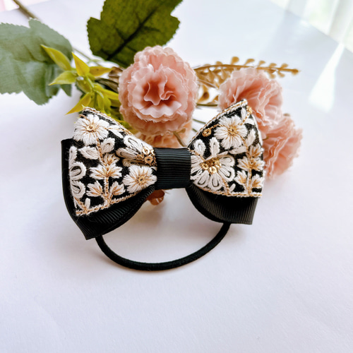 大人可愛いリボンヘアゴム☆インド刺繍リボン×ペタシャムリボンP142　冠婚葬祭 楽天市場】インド刺繍リボン/ヘアゴム/大人可愛い/くすみカラー