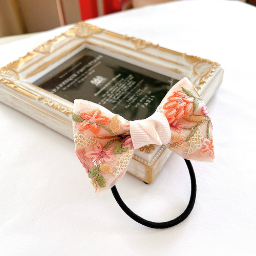 在庫1点限り 夏らしい可愛いピンク系♡インド刺繍リボン ヘア  