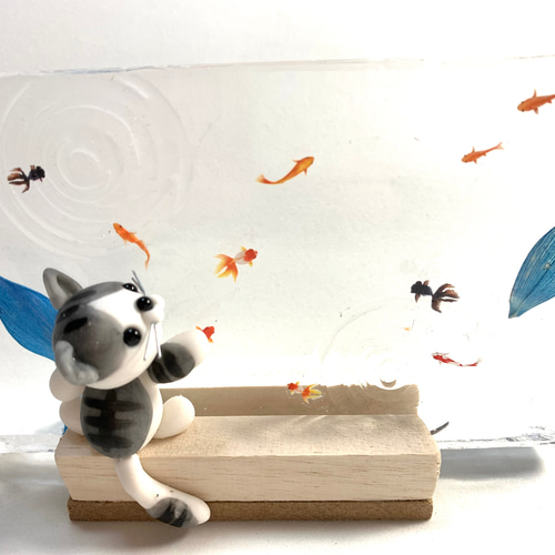 猫(弟子作) レジン 置物 ほのぼのするの1 カエル 金魚