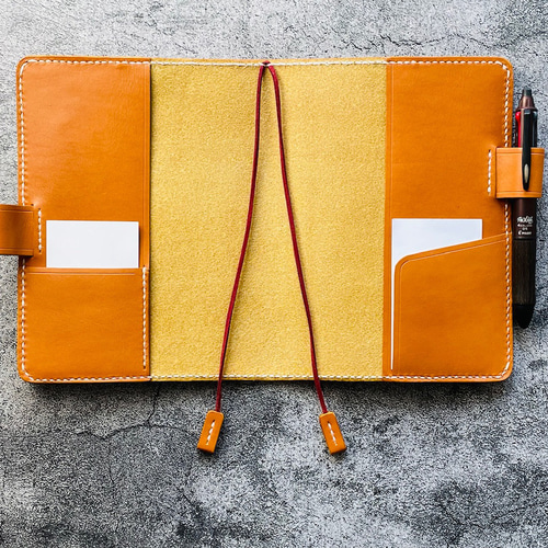 ノートスリーブ ブラック×キャメル 913565210646554e66a33060395dee