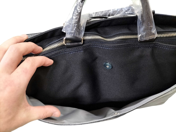 前面・背面部分に贅沢に本革を使用。 No.5005-01 「コーデュラ・本革コンビビジネスバッグ」 兵庫県豊岡製 