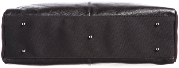 前面・背面部分に贅沢に本革を使用。 No.5005-01 「コーデュラ・本革コンビビジネスバッグ」 兵庫県豊岡製 