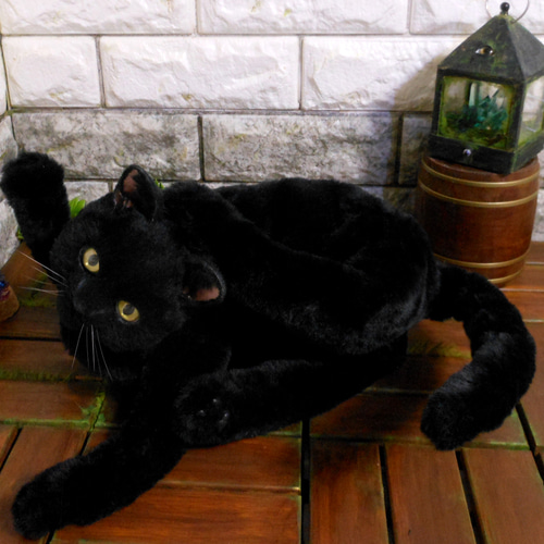 きゃばんねこ】 黒猫のすがたをしたリアルな実物大猫型カバン 【ハ-1