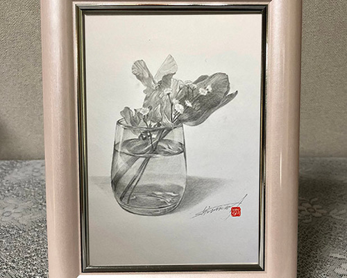鉛筆アート「花とロックグラス」