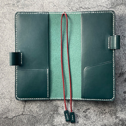 【手縫】ほぼ日手帳weeks通常版とMEGA兼用ブルーグリーン本革カバー（角花飾）2本しおり付き（バタフライストッパー） 8枚目の画像