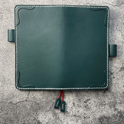 【手縫】ほぼ日手帳weeks通常版とMEGA兼用ブルーグリーン本革カバー（角花飾）2本しおり付き（バタフライストッパー） 9枚目の画像