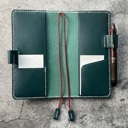 【手縫】ほぼ日手帳weeks通常版とMEGA兼用ブルーグリーン本革カバー（角花飾）2本しおり付き（バタフライストッパー） 7枚目の画像