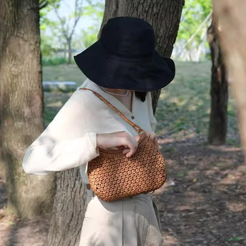 山葡萄 蔓 バック かご 籠 手作り 着服 山葡萄 かごバッグ やま 山葡萄 蔓 バック かご 籠 手作り 着服 山葡萄 かごバッグ やま