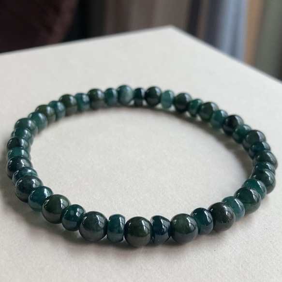 天然　本翡翠　A貨　藍水　高氷種　ブレスレット 本翡翠、高氷藍水ブレスレット 天然 A貨 翡翠 氷種 藍水 ブレスレット