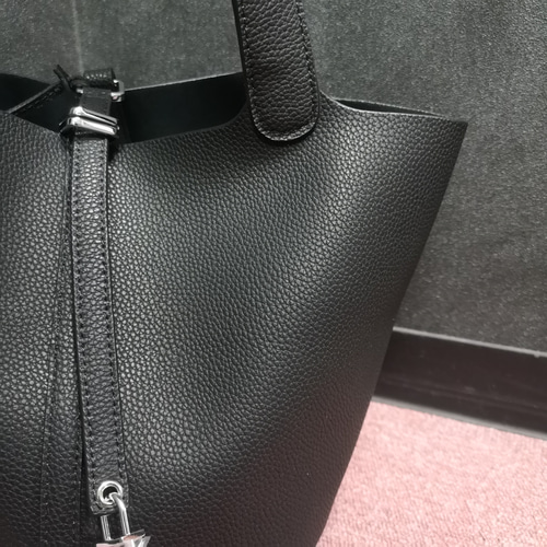 本革キューブバッグ トートバッグ ハンドバッグ M サイズ 馬