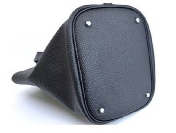 本革キューブバッグ　トートバッグ　ハンドバッグ　M サイズ　馬チャーム付き 6枚目の画像