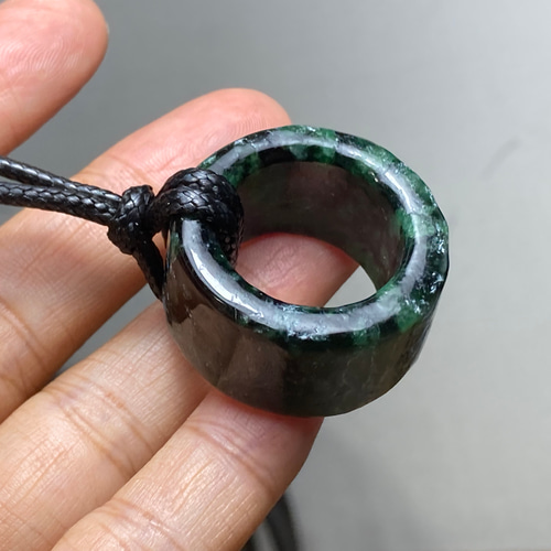 L6-166 一点物 黒緑 22.5号 ミャンマー産天然 A貨 本翡翠