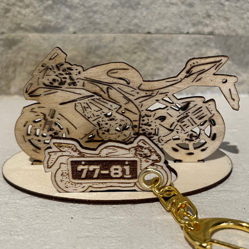 ハンドメイドキーホルダー バイク カワサキ kawasaki ZX10R 模型 木製 フィギュア スタンド