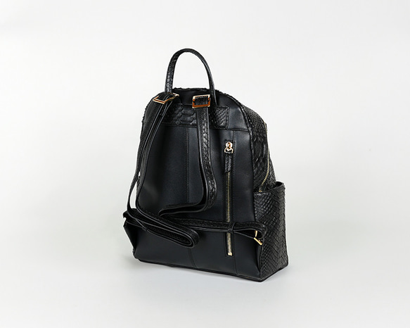 Costoroma　総パイソン革リュック 