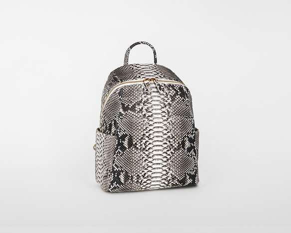 Costoroma　総パイソン革リュック 