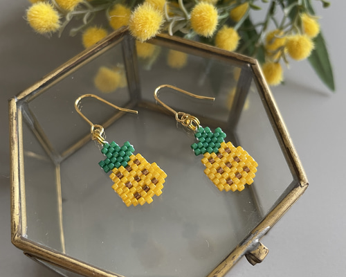 ビーズ の ミニミニ パイナップル ピアス イヤリング ピアス（フック
