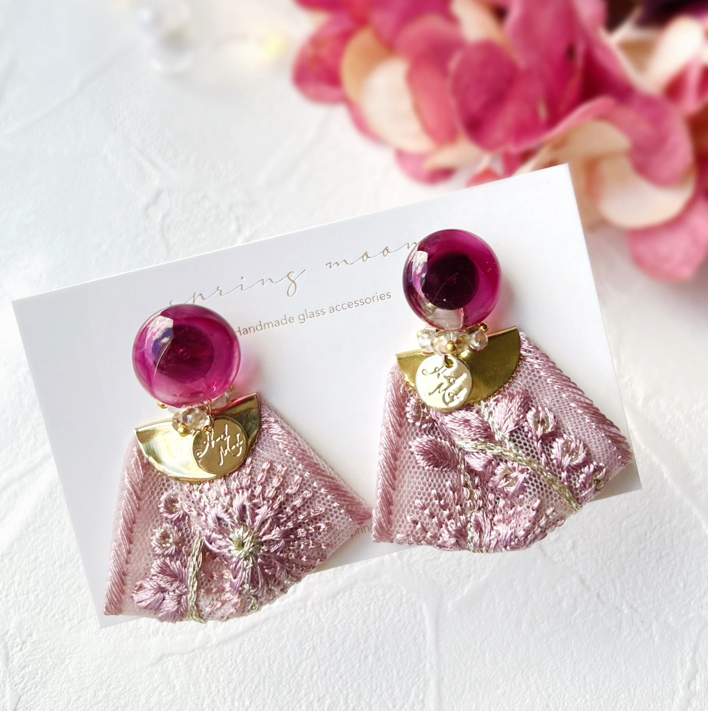 2wayインド刺繍タッセルのガラス耳飾り-紫陽花シリーズ-"red purple"