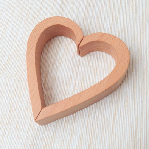 木製ハートのカーテンタッセル（2個セット） カーテン ピリカラ