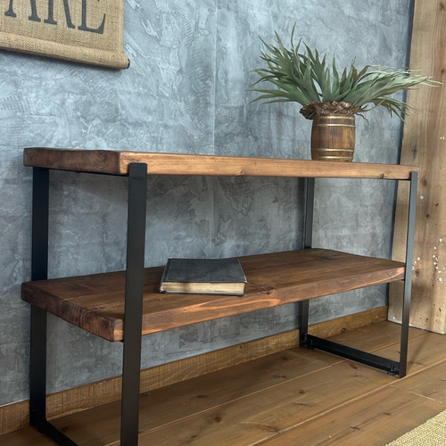 アイアン脚のオープンシェルフ／ディスプレイラック／オープンラック