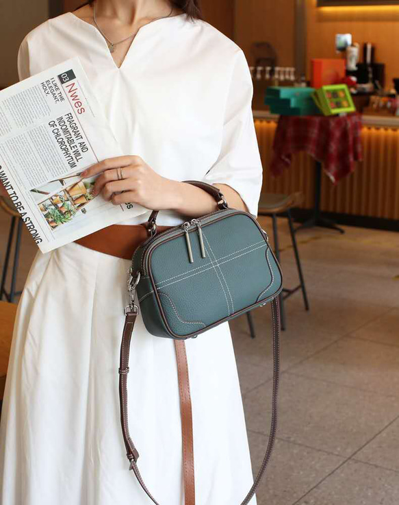 フレンチクラシックスタイル※レトロなデザイン※肩がけかばん