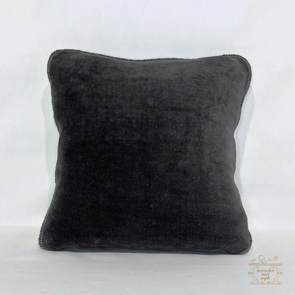 【受注制作】uchinoko線画刺繍クッション S です