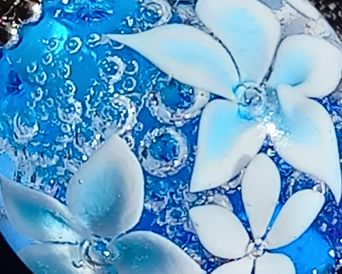 ほ*ん様 水玉模様の綺麗なパソドレス 桜水色とんぼ玉ネックレス(G16S12) - とんぼ玉工房 いちの家