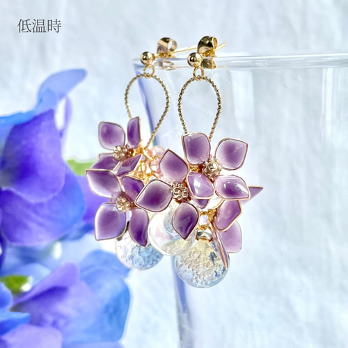 色が変わる露華のイヤリング/ピアス ٭❀* 花びらの色が変化 ぷっくり