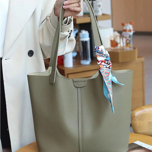 ハンドメイド トートバッグ　牛革 トートバッグ Zenis B-0147BK(1個) 鞄 バック バッグ カバン レザー