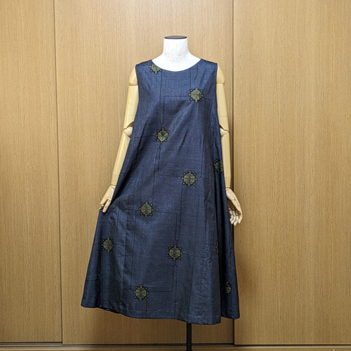 特価！　着物リメイク♪ 結城紬&大島紬パッチワンピース　MーL 裏地付　重ね着♪ 特価！ 着物リメイク♪ 結城紬&大島紬パッチワンピース MーL