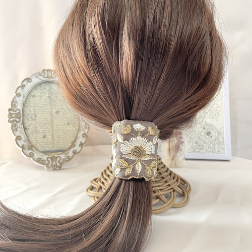 販売終了】緩まない最強ヘアゴム！！インド刺繍リボン ヘアゴム