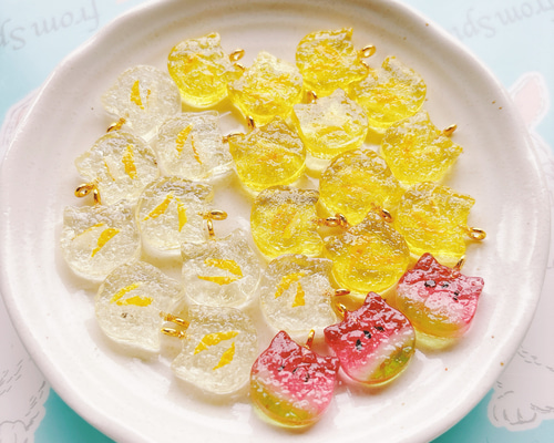 ♡フルーツクリームパイ♡　キャラメル　チャーム　フェイクスイーツ　樹脂粘土 614af03926e6fbc8923b4a30c2178c