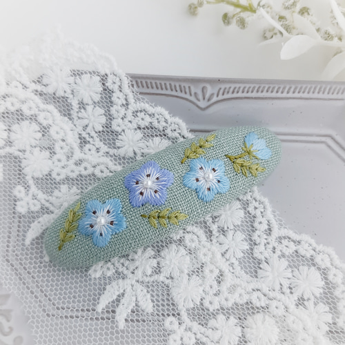 大人可愛い ネモフィラ刺繍パッチンピン ネモフィラヘアピン ヘアピン 