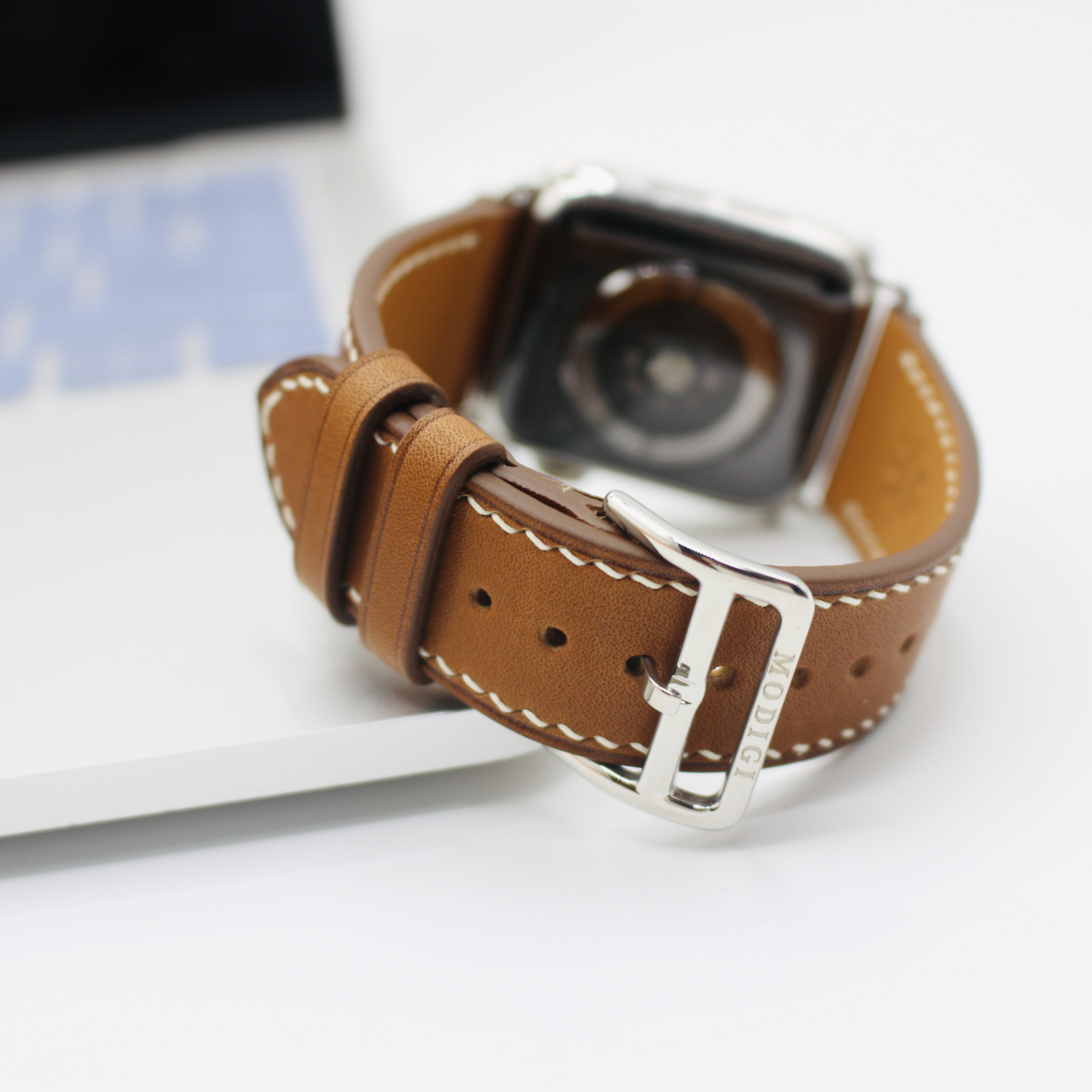 AppleWatch 8 7 レザーバンド 45 アップルウォッチ 5 6 ベルト本革　44 42 SE 40 41mm