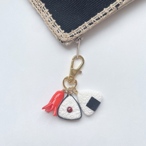 おにぎりっ子様オーダー品　キーホルダー こんにちは！ 今日は21時から販売ございます！ おにぎりキーホルダー