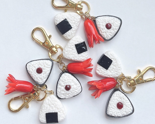 おにぎりっ子様オーダー品　キーホルダー おにぎりぼんご キーホルダー AtOn50 Official Online Store