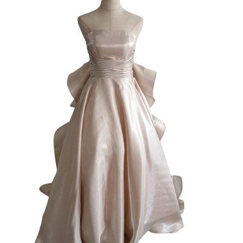 上品ウエディングドレス スタイリッシュなバックスタイル ベアトップ  