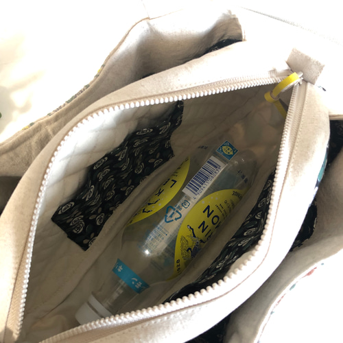 ラウンドバック 蝶々 あおりタイプ トートバッグ tumugi 通販｜Creema 