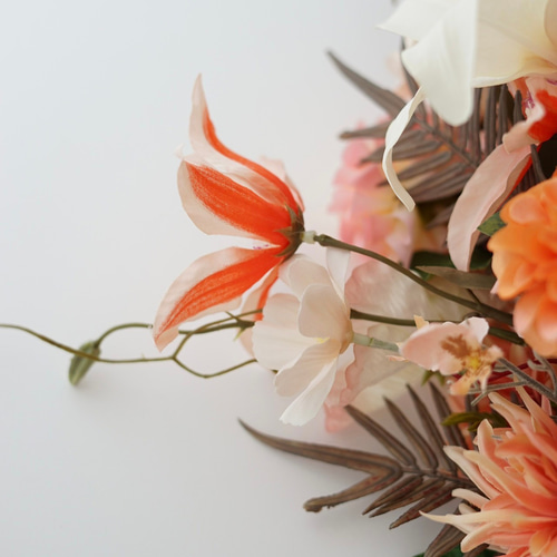 百合とダリアの万能オレンジブーケ（ブートニア付） ブーケ フラワー