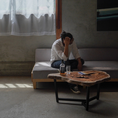 梅干しみたいな欅の変木 ローテーブル ローテーブル・リビングテーブル