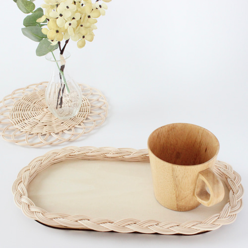 ラタンのカフェトレイ◇三つ編み模様◇4色から選べる 北欧風おうち