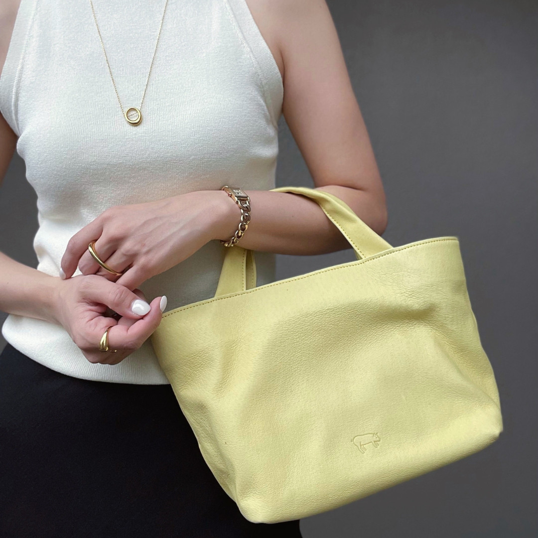 墨田区産　ピッグレザートートバッグ　イエロー