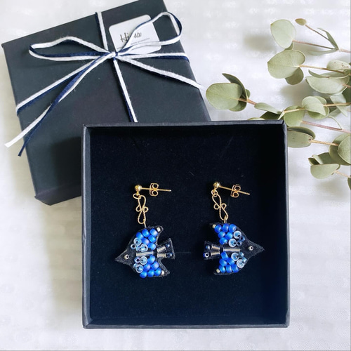 青い鳥】物語刺繍ピアス/イヤリング バードモチーフ ピアス（フック