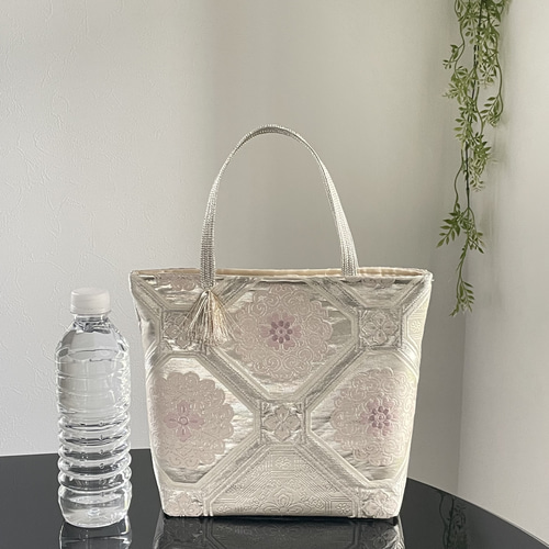 帯帯リメイク3wayバッグ　和装バッグ　シルバーと紫の蜀江文　チェーン付 帯帯リメイク3wayバッグ 和装バッグ シルバーと紫の蜀江文