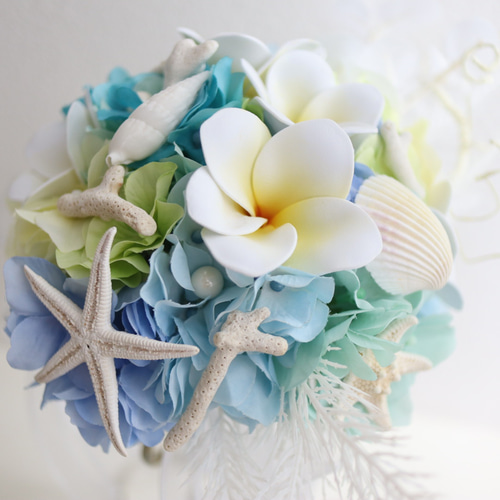 ウェディングブーケ＊ヒトデとプルメリアの青い海に恋するマーメイド