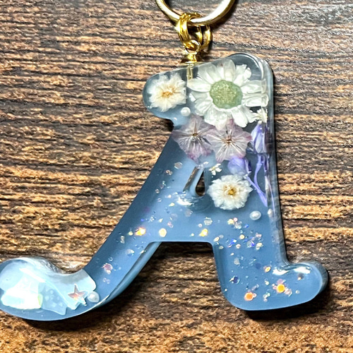 イニシャルキーホルダー フラワーver. オーダー可 その他アクセサリー