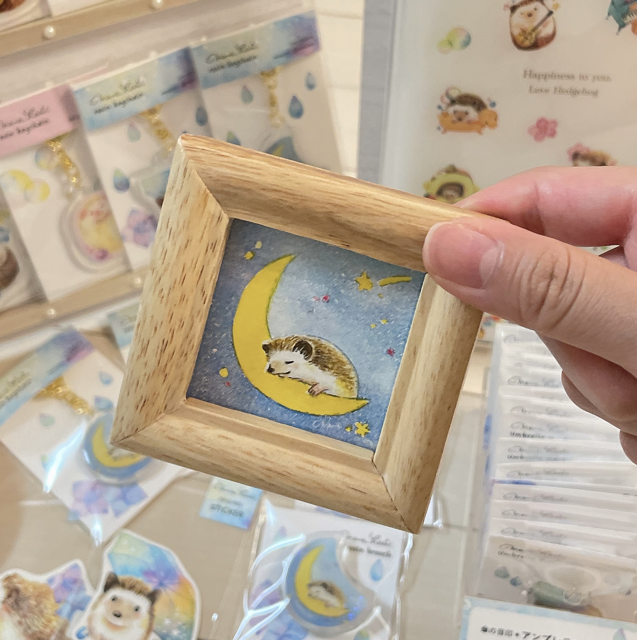 在庫なし　コンパクトミラー［ミモザとハリネズミ］水彩イラスト　手鏡　雑貨