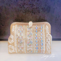 ラスト　魅惑のオーロラに輝く❤︎フランス&インド高級刺繍レースクラッチ❤︎フォーマルにもミニバッグフォーマルバッグ 5枚目の画像