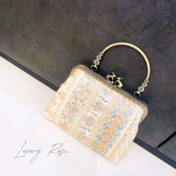 ラスト　魅惑のオーロラに輝く❤︎フランス&インド高級刺繍レースクラッチ❤︎フォーマルにもミニバッグフォーマルバッグ 11枚目の画像