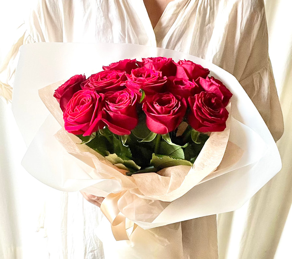 プロポーズの花束　押し花額／carréカレ couronneクロヌ 花輪 予めご了承ください